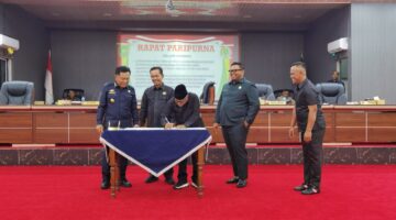 Dua Perda Strategis Disahkan, Meranti Perkuat Fiskal Daerah dan Tata Kelola Sampah
